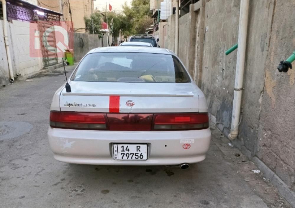 تويوتا كريستا